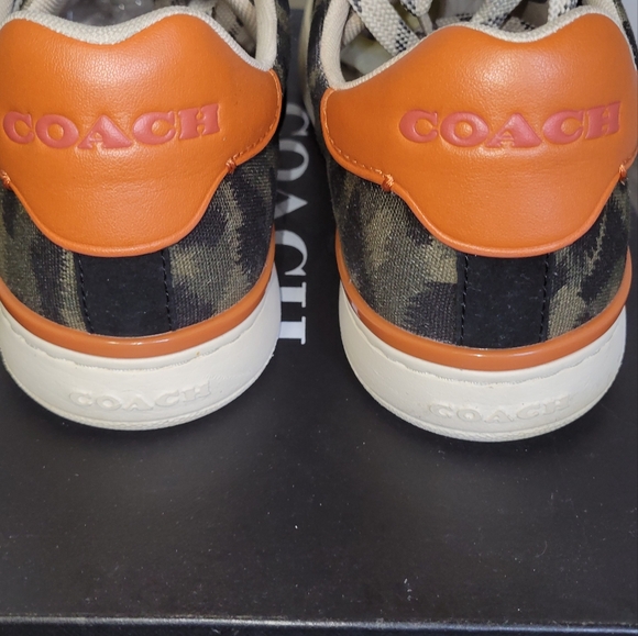Coach low top camo shoe - Picture 8 of 9